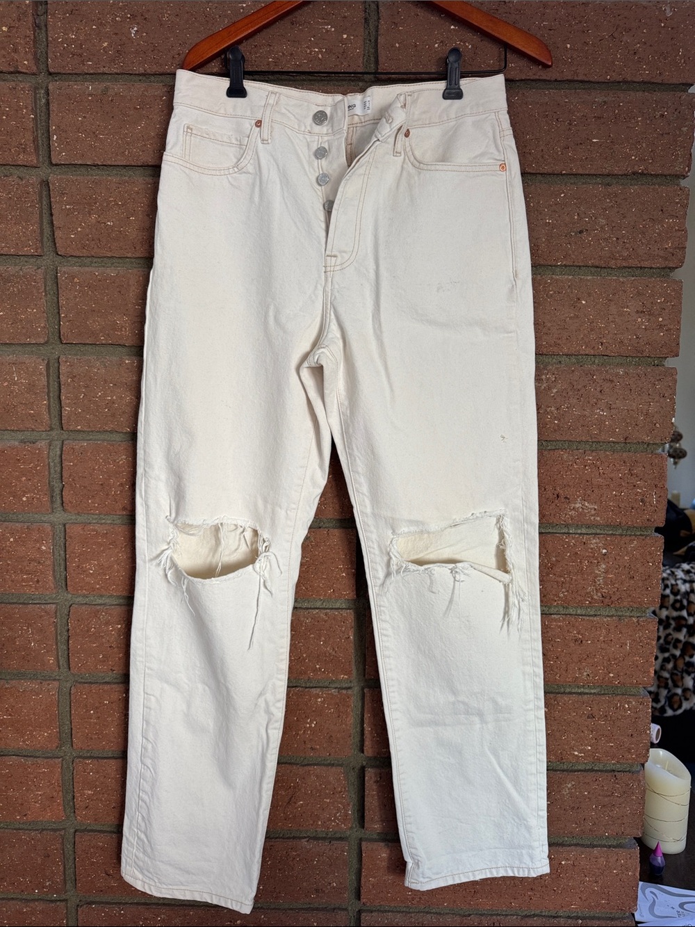 Mango Cream High Rise Ripped Straight Leg Jeans Size 6